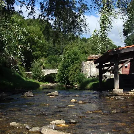 La Bougnate Otel